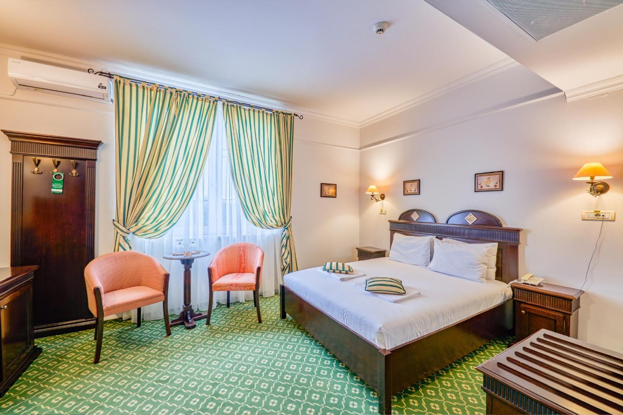 Hotel Classico Timisoara Luaran gambar