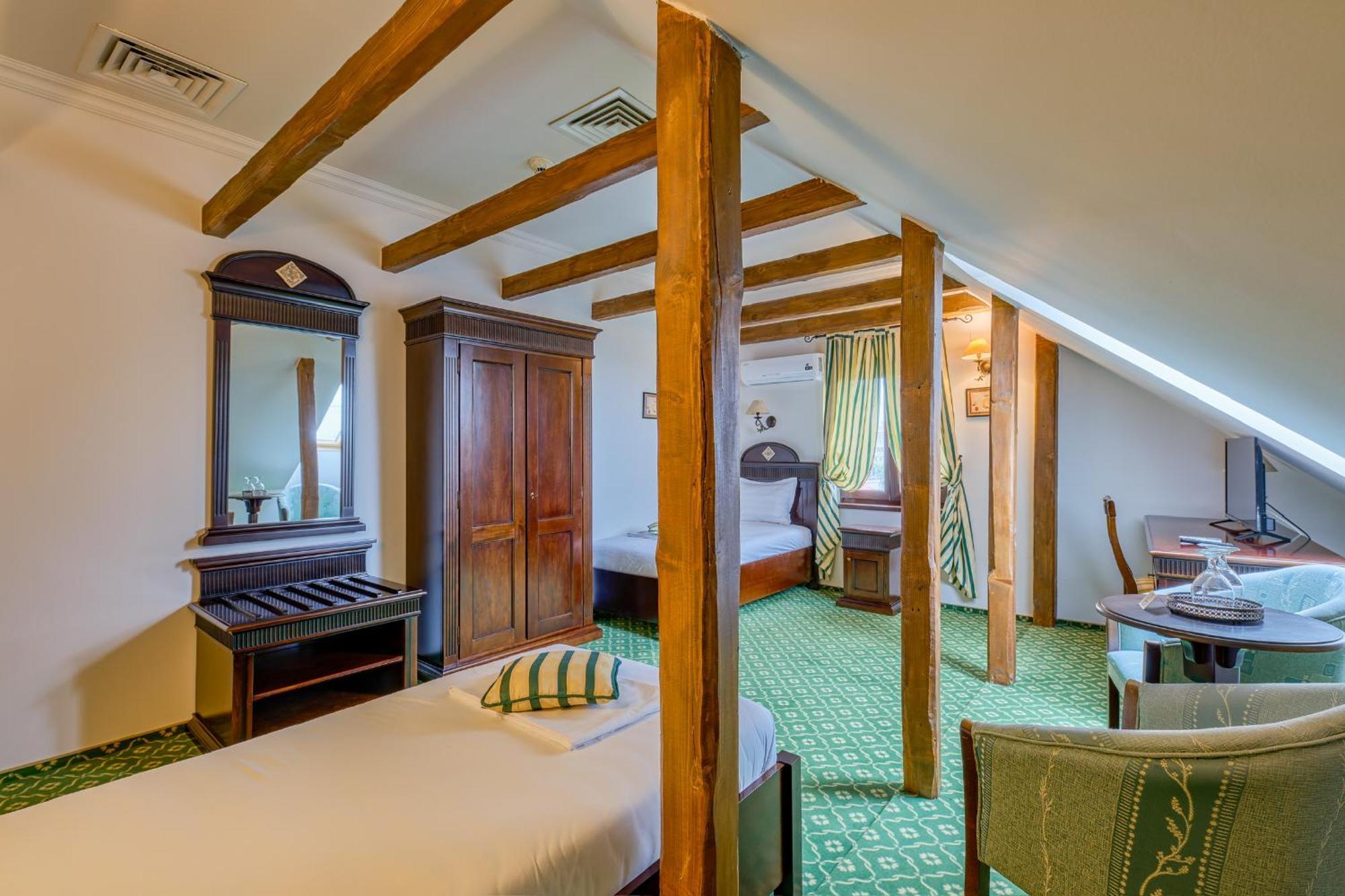 Hotel Classico Timisoara Luaran gambar