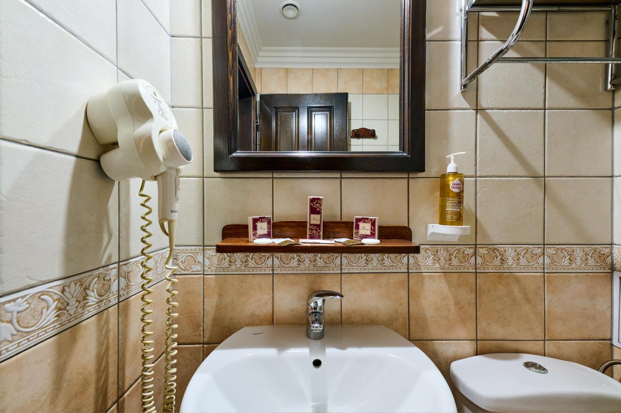 Hotel Classico Timisoara Luaran gambar