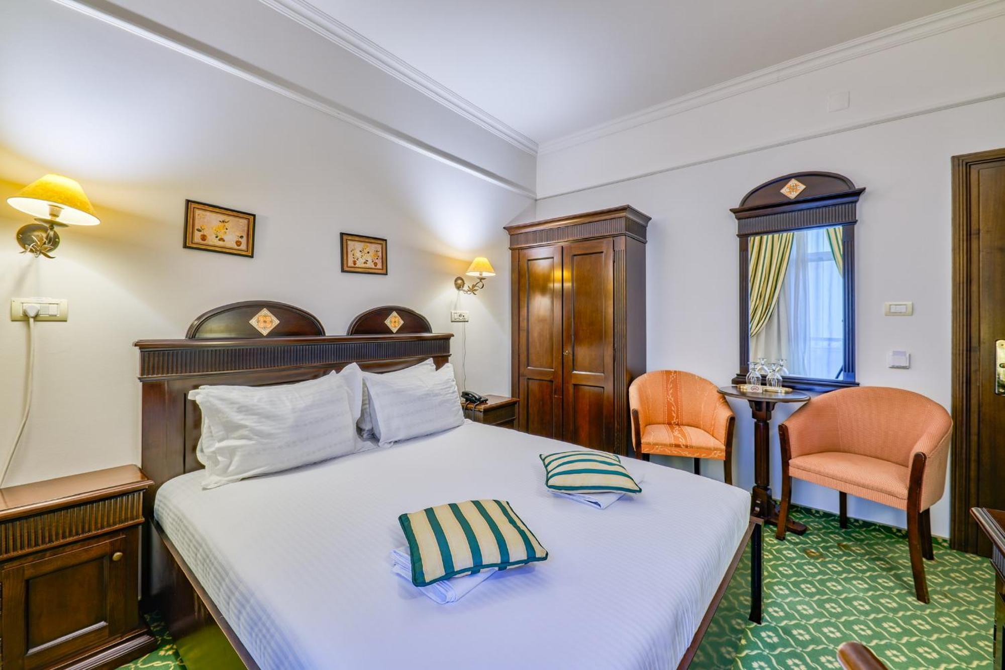 Hotel Classico Timisoara Luaran gambar